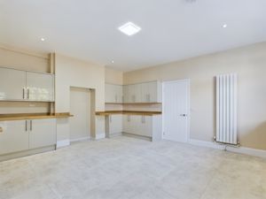 Dining Kitchen- click for photo gallery